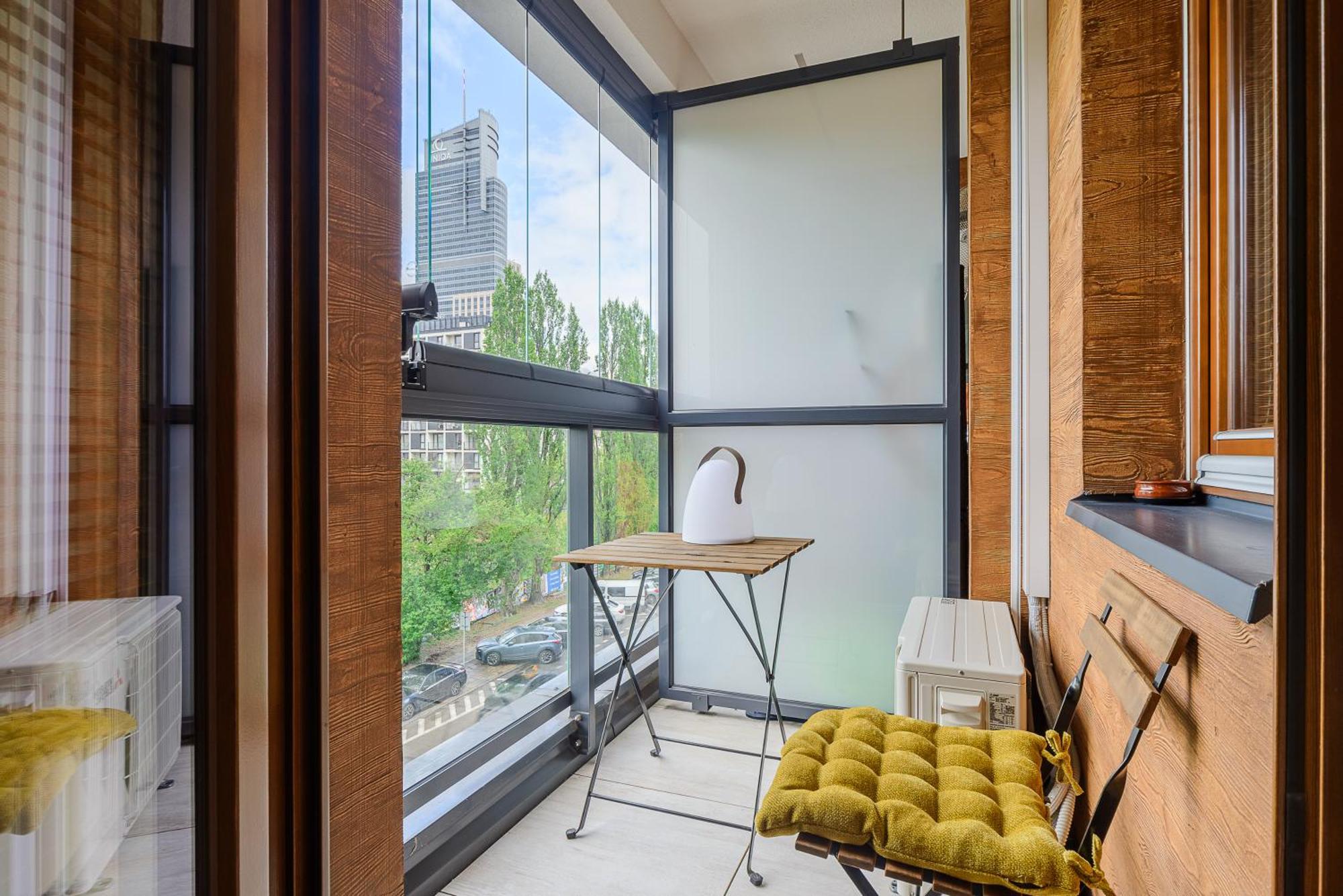 Cozy Family Apartments With Balcony Near Zlote Tarasy วอร์ซอ ภายนอก รูปภาพ