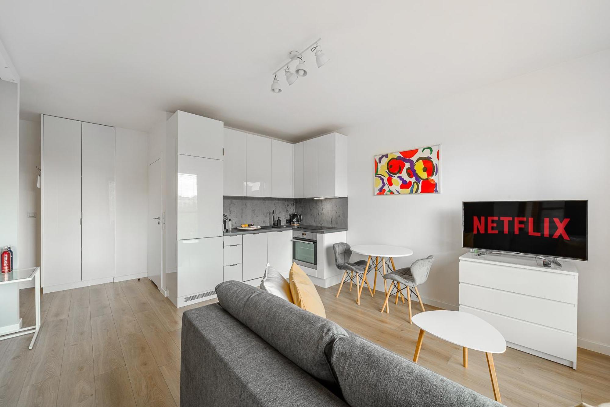 Cozy Family Apartments With Balcony Near Zlote Tarasy วอร์ซอ ภายนอก รูปภาพ