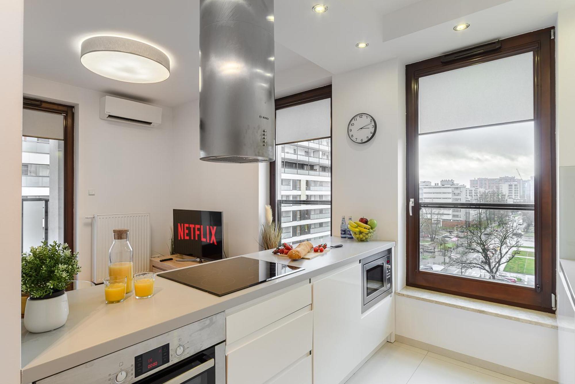 Cozy Family Apartments With Balcony Near Zlote Tarasy วอร์ซอ ห้อง รูปภาพ