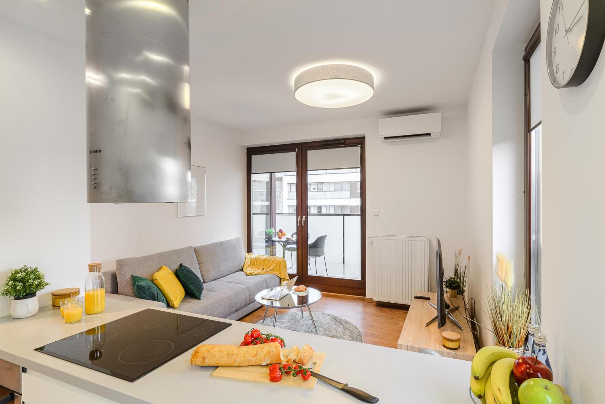 Cozy Family Apartments With Balcony Near Zlote Tarasy วอร์ซอ ภายนอก รูปภาพ